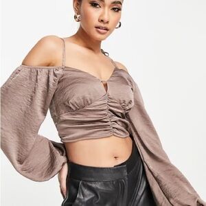 Topshop Taupe Off-Shoulder Ruched cropped Blouse size 12